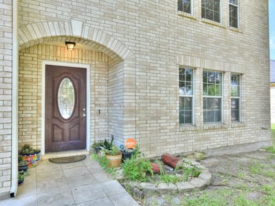 Property photo 2 at 19921 San Chisolm DR - 4 bed 2 bath home