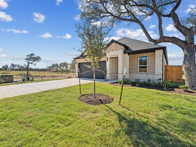Kitchen at 200 Adlai Ave - 4 bed 3 bath home