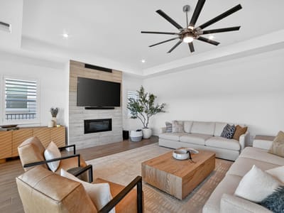 Living area at 200 Alava Way - 3 bed 3 bath home