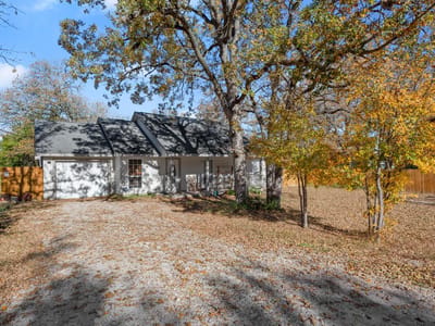 Living area at 200 Blanket Flower Dr - 3 bed 2 bath home