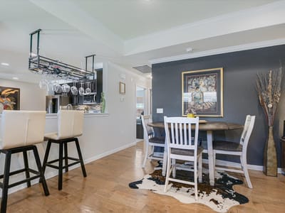 Property photo 5 at 200 Comal LN - 2 bed 2 bath home