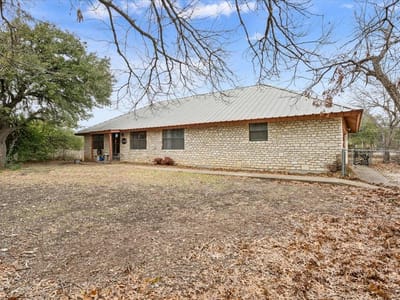 Kitchen at 200  County Road 320 St - 2 bed 2 bath home