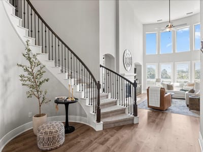 Primary bedroom at 200 Draco ST - 5 bed 4 bath home