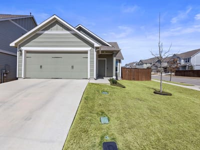 Bathroom at 200 High Plains Pass - 3 bed 2 bath home