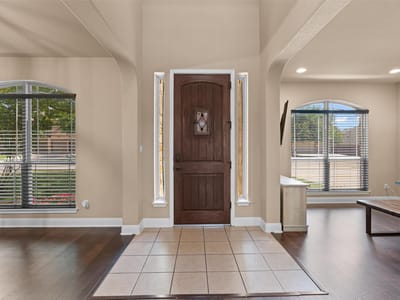 Primary bedroom at 200 Lake Livingston DR - 5 bed 3 bath home