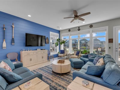 Kitchen at 200 Marina Bluff - 3 bed 4 bath home