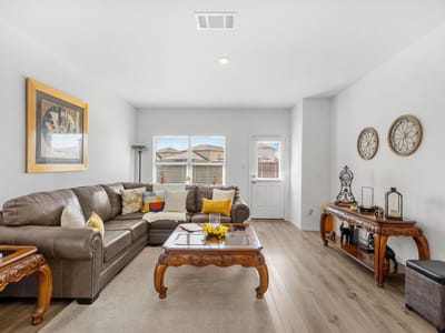 Property photo 3 at 200 Montego ST - 5 bed 2 bath home