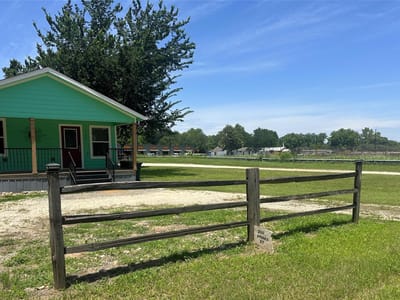 Primary bedroom at 200 Prima ST - 2 bed 1 bath home