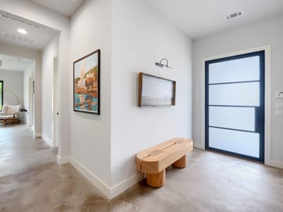 Property photo 3 at 200 Quarter Horse LN - 4 bed 3 bath home