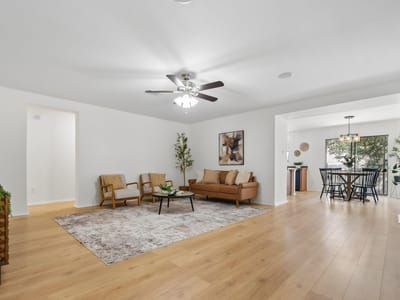 Property photo 2 at 200 Thomas CV - 3 bed 2 bath home