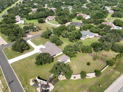 Property photo 4 at 200 Wood CV - 5 bed 3 bath home
