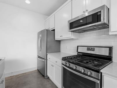 Primary bedroom at 2000 E 18th ST Unit #B - 2 bed 2 bath home