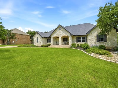 Primary bedroom at 2000 Fountainwood DR - 3 bed 2 bath home