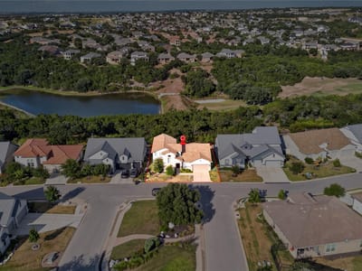 Property photo 5 at 2000 Mazarro DR - 3 bed 3 bath home