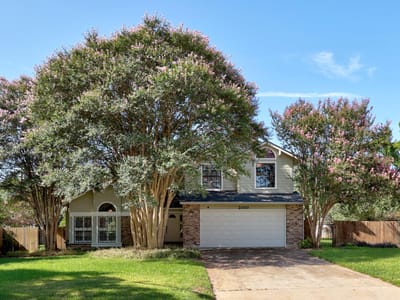 Property photo 2 at 2000 Woods CV - 3 bed 2 bath home