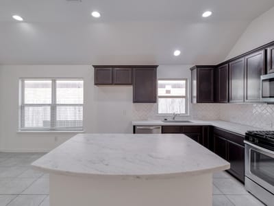 Property photo 5 at 20000 Rhiannon LN - 3 bed 2 bath home