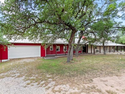 Primary bedroom at 20001 Hamilton Pool RD - 6 bed 3 bath home