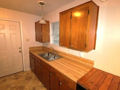 Kitchen at 2002 Josie Cir - 3 bed 1 bath home