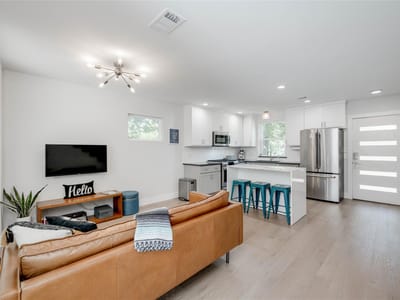 Living area at 2003 Rountree DR Unit #1 - 3 bed 2 bath home