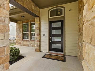 Living area at 2004 Garretts WAY - 4 bed 3 bath home