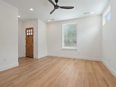 Property photo 3 at 2004 Maxwell LN - Montopolis, Austin, TX