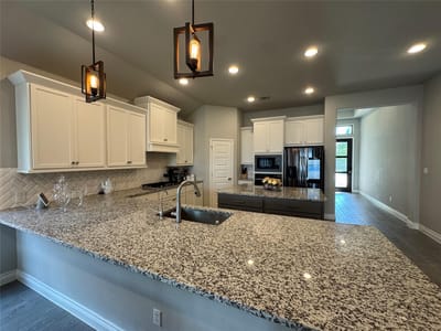 Kitchen at 2004 Stirling ST - 3 bed 2 bath home