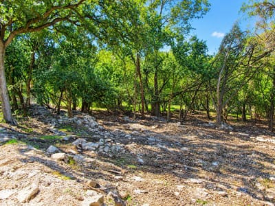 Photo 5 - 2006 Casa Grande DR Photo 5 of 11 at 2006 Casa Grande DR - Austin Lake Estates, Austin, TX
