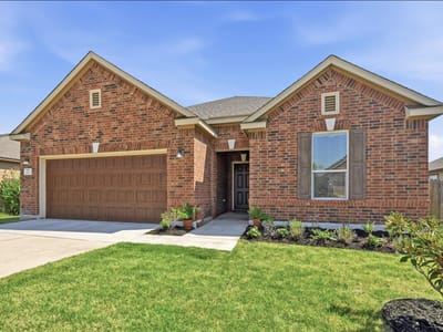 Property photo 2 at 201 Connor Elkins DR - 4 bed 2 bath home