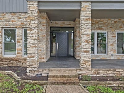 Living area at 201 Crescent BLF - 4 bed 3 bath home