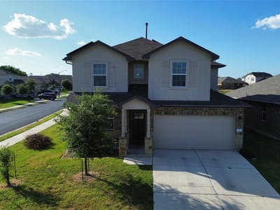 Living area at 201 Finley Rae DR - 4 bed 3 bath home