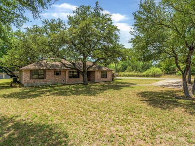 Property photo 2 at 201 River Lake DR - 3 bed 2 bath home