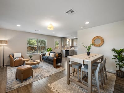 Property photo 4 at 201 Trellis BLVD - 3 bed 2 bath home