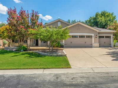 Property photo 3 at 201 Yellow Rose TRL - 3 bed 3 bath home