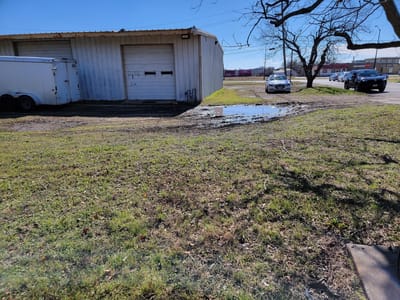 Property photo 4 at 2010 W 2nd ST - T13MR - Retail Store-taylor, Taylor, TX