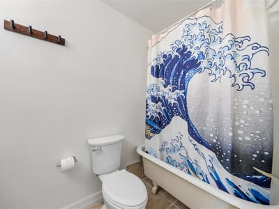 Bathroom at 2011 Castle Gate CIR - 2 bed 1 bath home