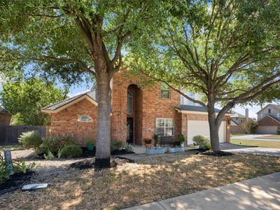 Property photo 2 at 20117 Treyburn LN - 4 bed 2 bath home