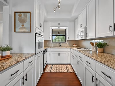 Living area at 2018 Chaparral Park Rd - 3 bed 2 bath home