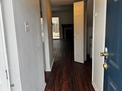 Bathroom at 2018 W Rundberg Ln Unit #6C - 2 bed 2 bath home