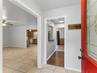 Living area at 202 E Tate ST - 3 bed 2 bath home