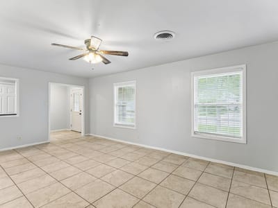 Kitchen at 202 E Tate ST - 3 bed 2 bath home