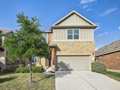 Living area at 202 Quarryman DR - 4 bed 2 bath home