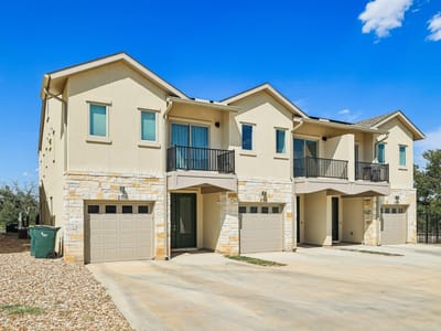 Property photo 2 at 202 Tesla CIR - 4 bed 3 bath home