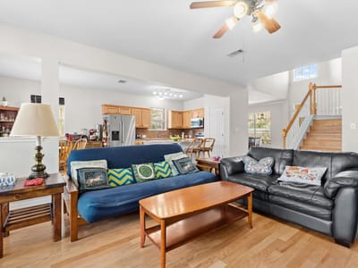 Primary bedroom at 202 The Oaks BLVD - 4 bed 3 bath home