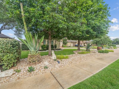 Living area at 2021 Harvest Dance DR - 3 bed 2 bath home