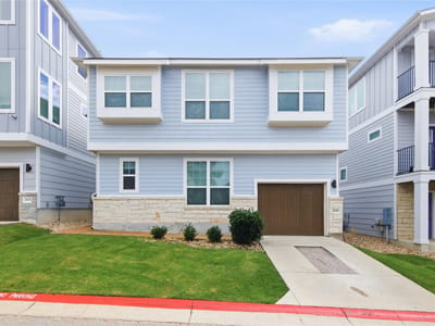 Property photo 2 at 2021 Sharper Mews LN - 2 bed 2 bath home