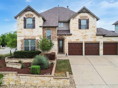 Living area at 203 Ancient Oak WAY - 5 bed 3 bath home