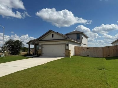 Photo 3 of 24 at 203 Gene Ray Ave - 5 bed 3 bath home