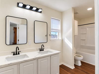 Photo 3 of 40 at 203 Pheasant TRL - 4 bed 2 bath home