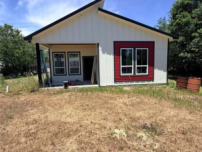 Primary bedroom at 2030 Ash ST - 6 bed 3 bath home