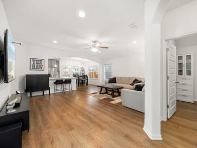 Primary bedroom at 204 Backstays LOOP - 4 bed 2 bath home